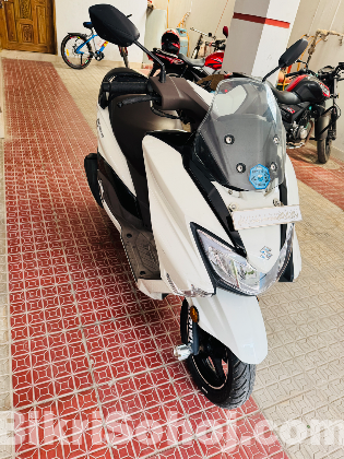 Suzuki Burgmen Street-125